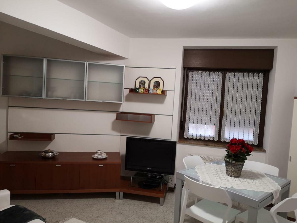 Casetta Di Fem Sabbionara ภายนอก รูปภาพ